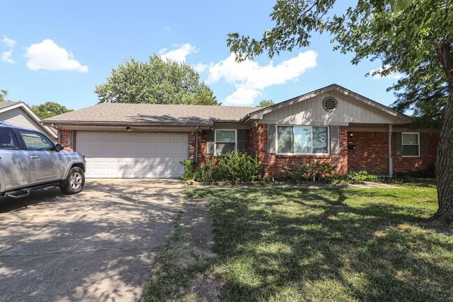 property at 5621 S 75th E Pl