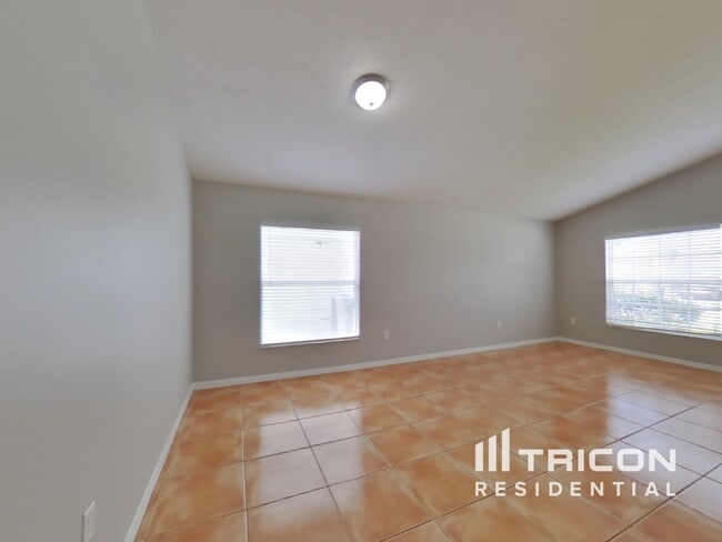 14642 Lady Victoria Blvd in Orlando, FL - Building Photo - Building Photo
