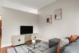 1410 Nicollet Ave in Minneapolis, MN - Building Photo - Building Photo