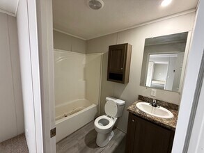 124 Campbell Dr in Battle Creek, MI - Building Photo - Building Photo