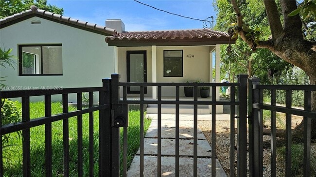 424 NE 63rd St in Miami, FL - Building Photo - Building Photo