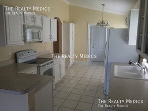 2719 Crane's Cove Dr in Kissimmee, FL - Building Photo - Building Photo
