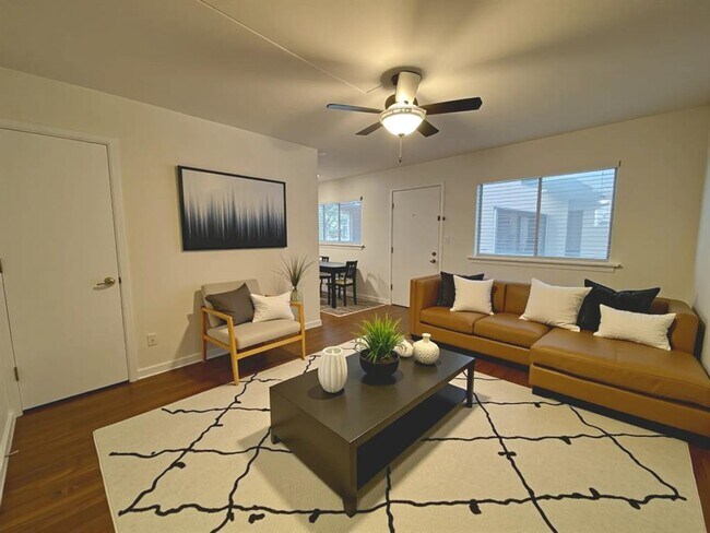 3106 Duval St in Austin, TX - Building Photo - Building Photo