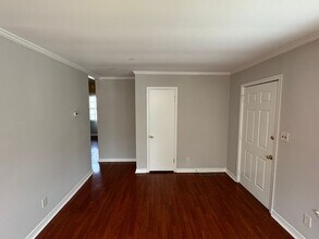2116 Finchley Dr in Charlotte, NC - Building Photo - Building Photo