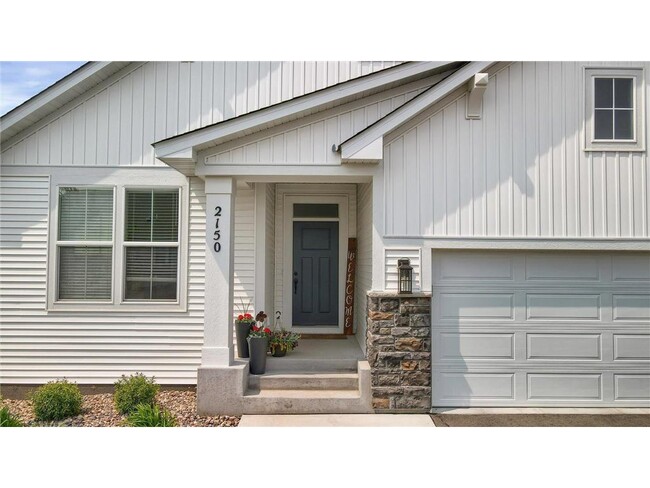 property at 2150 Ridgepointe Dr