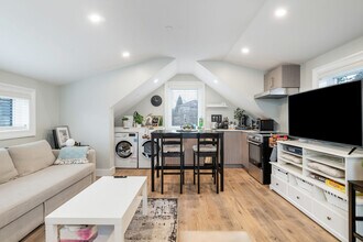 7871 Birch St in Vancouver, BC - Building Photo - Building Photo
