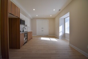 1030 N 48th St in Philadelphia, PA - Building Photo