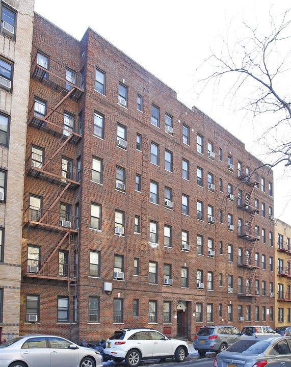 3015 Brighton 13th St in Brooklyn, NY - Building Photo