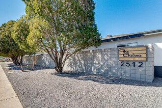 The Chelsea Apartments in Phoenix, AZ - Building Photo - Building Photo