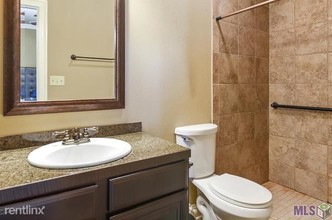 888 S Kenilworth Pkwy-Unit -Apt 4D in Baton Rouge, LA - Building Photo - Building Photo