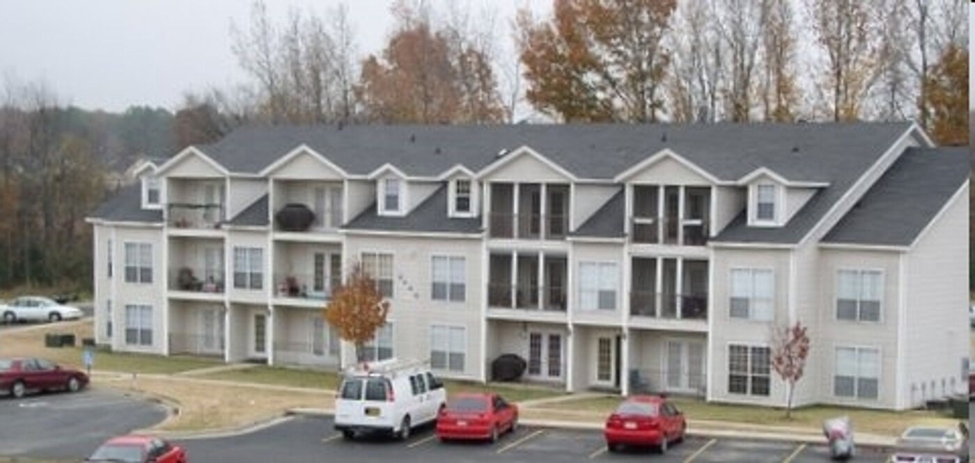 Carriage House Apartments in Paragould, AR - Foto de edificio