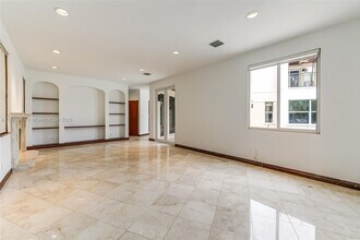 184 Paloma Dr in Coral Gables, FL - Building Photo - Building Photo