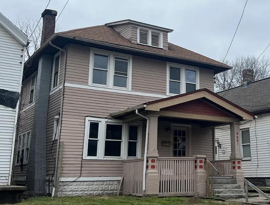 5621 Prosser Ave in Cincinnati, OH - Building Photo