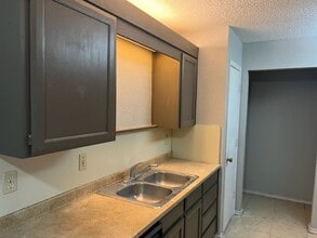 1712 San Rafael St in Fort Worth, TX - Building Photo - Building Photo