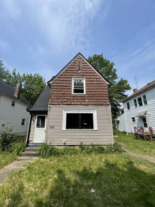 property at 730 Noble Ave