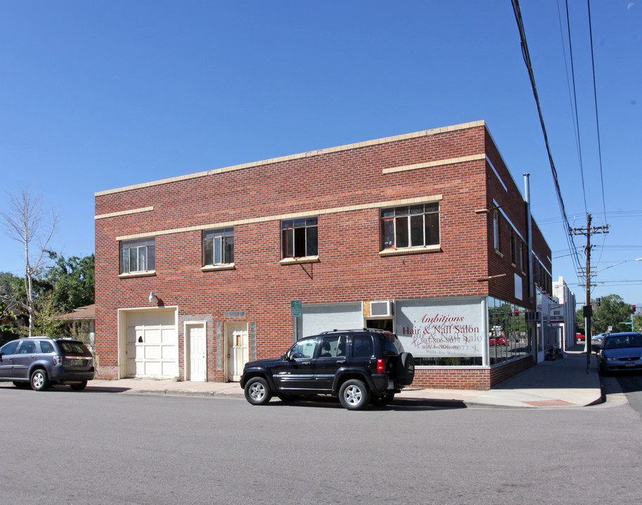 Lincoln Terrace in Englewood, CO - Building Photo