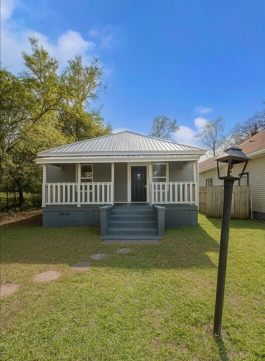 719 Washington Ave SW in Birmingham, AL - Building Photo