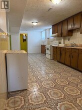 7242 Sills Rd in Mississauga, ON - Building Photo - Building Photo