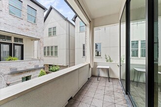 4053 Leeland St in Houston, TX - Building Photo - Building Photo