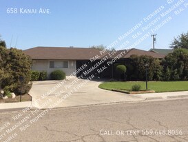 658 W Kanai Ave in Porterville, CA - Building Photo