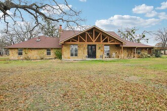 6211 Acacia Dr in Leander, TX - Building Photo - Building Photo