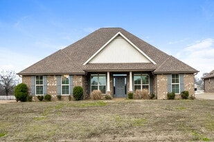 4792 Arrowhead Ln in Olive Branch, MS - Building Photo