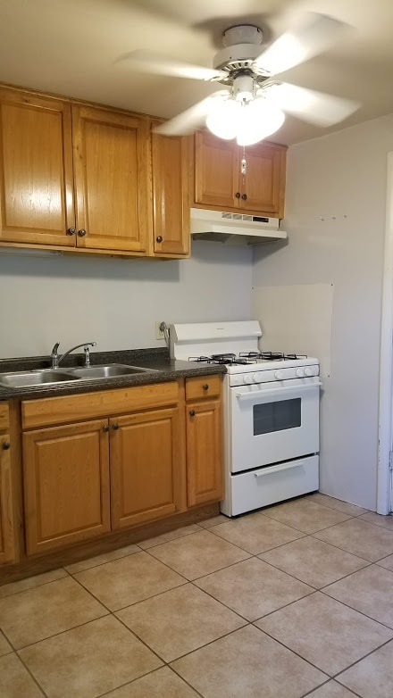 1301 Grace Ave, Unit 2