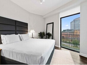 1655 Peachtree St NW-Unit -906 in Atlanta, GA - Building Photo - Building Photo