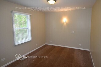 26805 Circle Dr S in Mundelein, IL - Foto de edificio - Building Photo