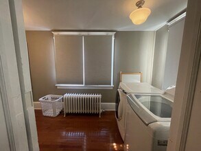 4453 York Ave S in Minneapolis, MN - Foto de edificio - Building Photo