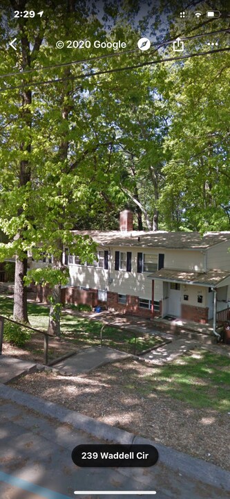 239 Waddell Cir, Unit 245-2Bd/1Ba in Oak Ridge, TN - Foto de edificio