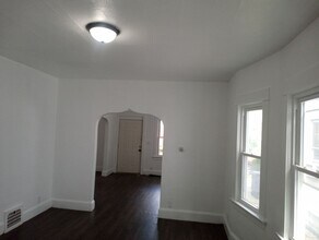 422 Dexter St in Toledo, OH - Building Photo - Building Photo