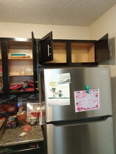 3211 Highland Ave in Kansas City, MO - Foto de edificio - Building Photo