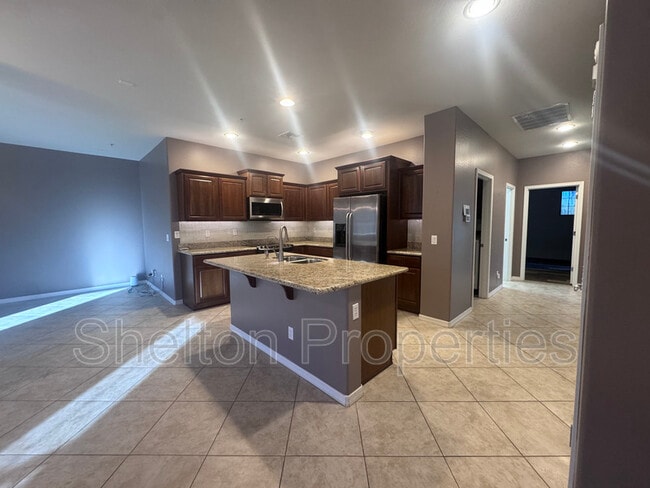 29128 N 22nd Ave in Phoenix, AZ - Building Photo - Building Photo