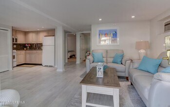 10 Seaview Ave in Ocean Grove, NJ - Building Photo - Building Photo