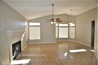 257 W Amoroso Dr in Gilbert, AZ - Building Photo - Building Photo