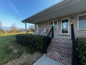 565 Baye Rd in Rutledge, TN - Building Photo - Building Photo