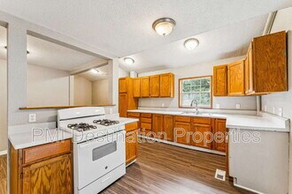4041 Ruby Ave in Kansas City, KS - Building Photo - Building Photo