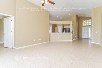 10050 Creek Bluff Dr in Riverview, FL - Building Photo - Building Photo