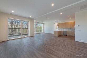 18 S Seeley Ave in Chicago, IL - Building Photo - Building Photo