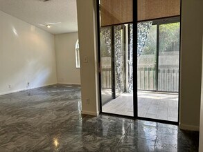 5438 Verona Dr in Boynton Beach, FL - Building Photo - Building Photo