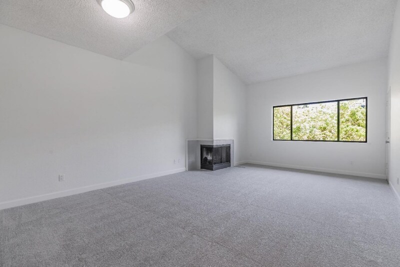 4681 Albany Cir in San Jose, CA - Building Photo