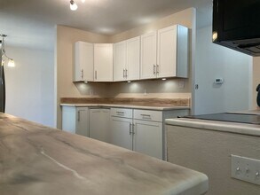 1418 Baylor Dr in Colorado Springs, CO - Building Photo - Building Photo