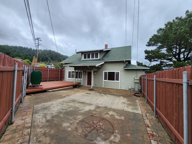 property at 310 Monument Rd