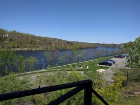 540 E Merrimack St, Unit 1 in Lowell, MA - Building Photo