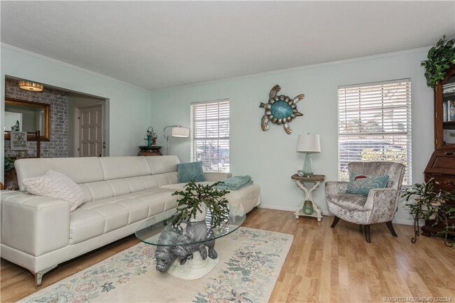 property at 512 Gunwale Ln