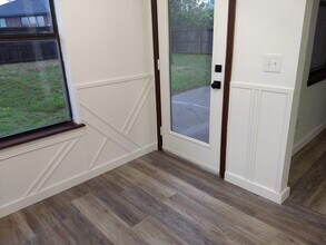 16229 Seminole Dr. in Edmond, OK - Foto de edificio - Building Photo