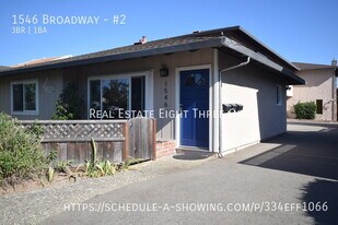 1546 Broadway in Santa Cruz, CA - Building Photo