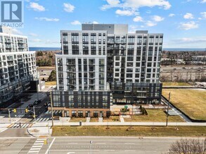 7437 Kingston Rd in Toronto, ON - Building Photo - Building Photo