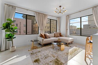 1144 SW 4th St in Miami, FL - Building Photo - Building Photo